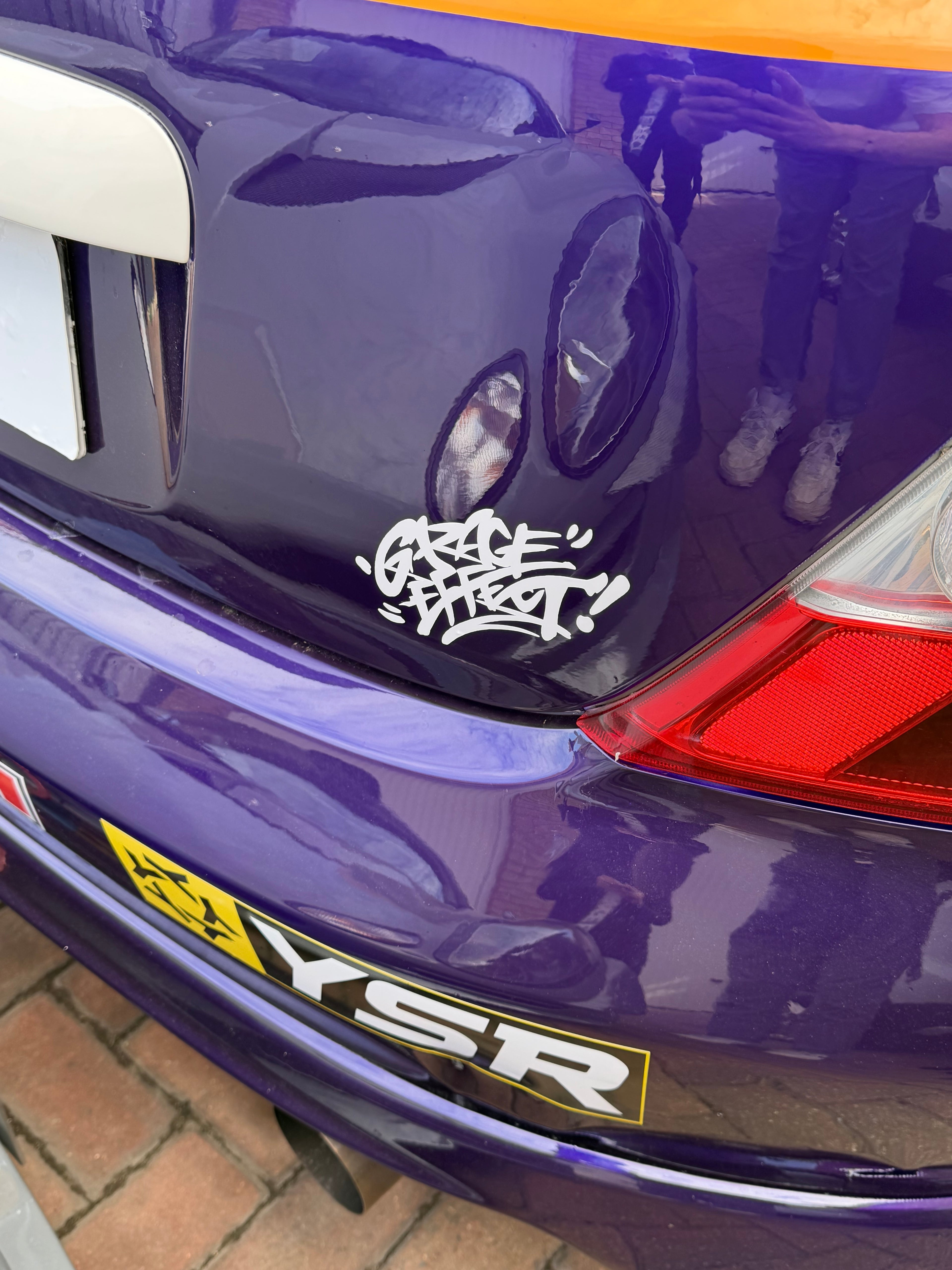GARAGE EFFECT GRAFFITI (Small)